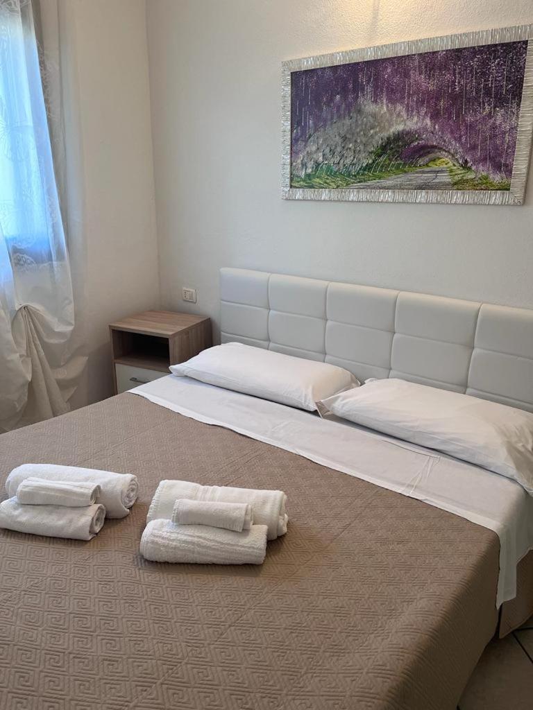 Appartamento Con Piscina Valledoria  Zewnętrze zdjęcie